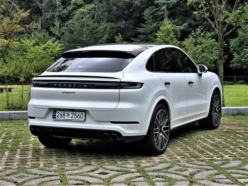 Porsche Cayenne 3.0 Coupe — пробег 15 800 км — фото 2 из 5