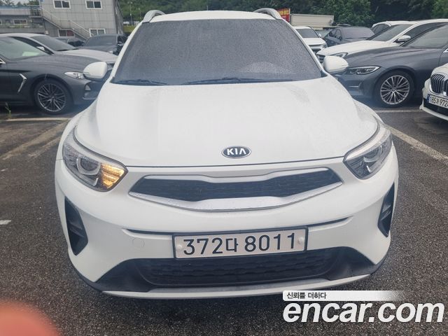 Kia Stonic из Кореи Encar