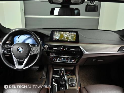 BMW 5-Series 520d xDrive M Sport Package Plus — пробег 163 222 км — фото 5 из 5