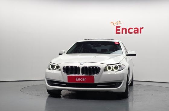BMW 5-Series 528i xDrive — пробег 95 993 км — фото 3 из 5
