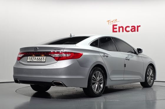Hyundai Grandeur HG240 Modern Collection — пробег 143 995 км — фото 2 из 5