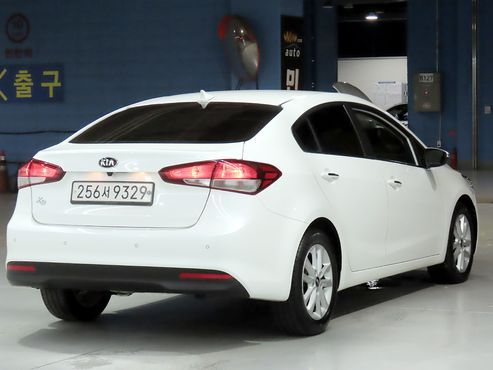 Kia K3 Trendy — пробег 112 574 км — фото 4 из 5