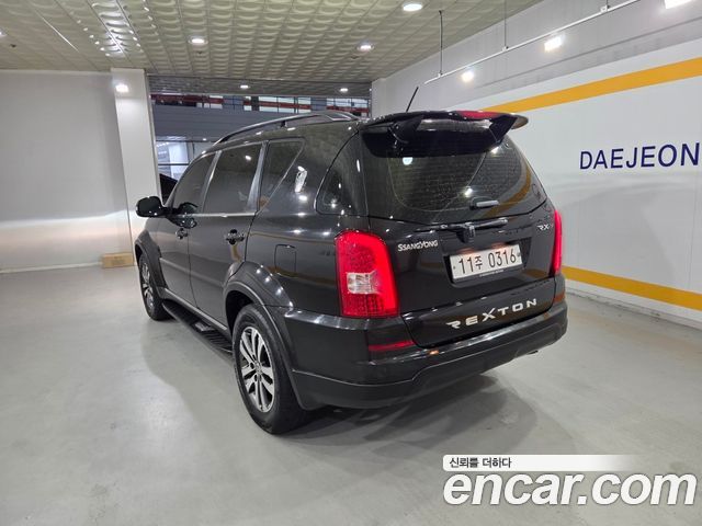 Ssangyong Rexton 2.0 4WD RX7 Prestige — пробег 166 643 км — фото 4 из 5