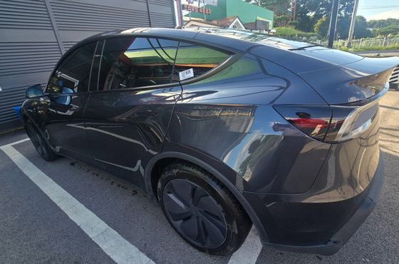 Tesla Model Y Premium RWD — пробег 24 000 км — фото 5 из 5