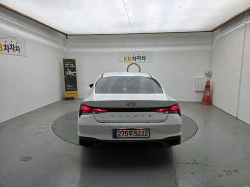 Hyundai AVANTE 1.6 Modern — пробег 71 119 км — фото 4 из 5