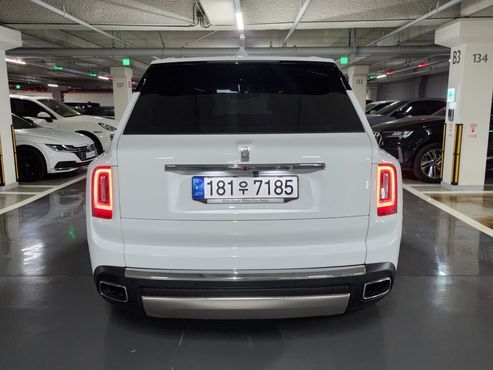 Rolls-Royce Cullinan 6.7 V12 — пробег 30 300 км — фото 5 из 5