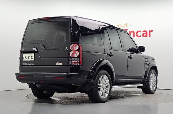 Land Rover Discovery 3.0 SDV6 SE — пробег 102 121 км — фото 2 из 5
