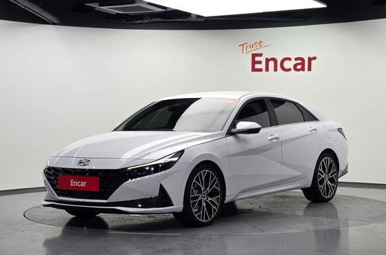 Hyundai AVANTE 1.6 Inspiration — пробег 28 819 км — фото 1 из 5