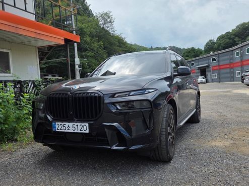 BMW X7 xDrive 40i M Sport 6STR — пробег 29 600 км — фото 1 из 5