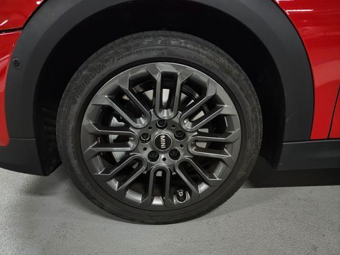 Mini Cooper Essential — пробег 6 878 км — фото 5 из 5