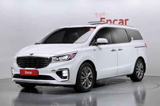 Kia Carnival Gasoline 9-Seater Noblesse Special — пробег 134 465 км — фото 1 из 5