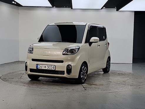 Kia RAY Best Selection — пробег 10 772 км — фото 1 из 5