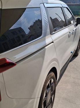 Kia Carnival Gasoline 9-Seater Signature — пробег 9 900 км — фото 2 из 5