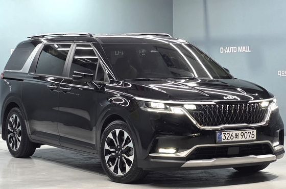Kia Carnival Diesel 9-Seater Prestige — пробег 135 650 км — фото 2 из 5