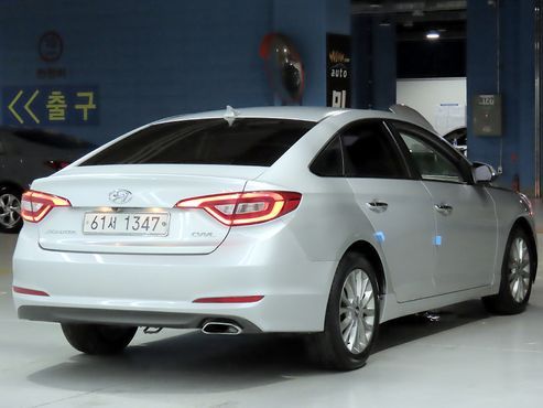 Hyundai Sonata 2.0 Smart — пробег 107 864 км — фото 2 из 5
