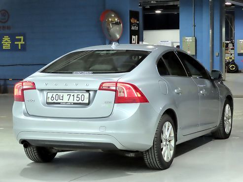 Volvo S60 D2 2nd — пробег 190 400 км — фото 4 из 5