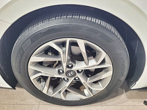 Hyundai Sonata 2.0 Premium — пробег 63 776 км — фото 5 из 5