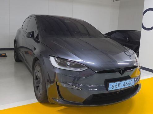 Tesla Model X AWD — пробег 5 004 км — фото 1 из 5