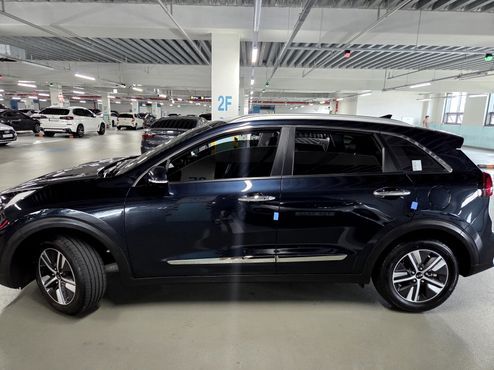 Kia Niro 1.6 HEV Prestige — пробег 58 800 км — фото 4 из 5