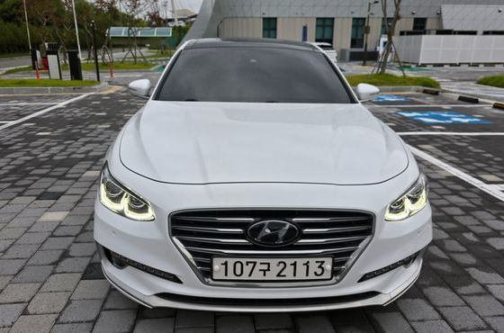 Hyundai Grandeur 2.4 Premium — пробег 69 068 км — фото 3 из 5