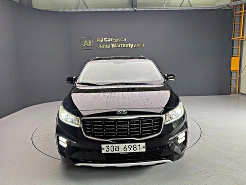 Kia Carnival 9-Seater Noblesse Special — пробег 186 990 км — фото 2 из 5