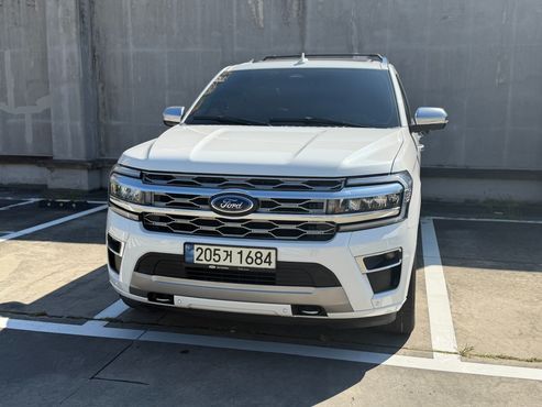 Ford Expedition Platinum 4WD 7Seater — пробег 37 970 км — фото 3 из 5