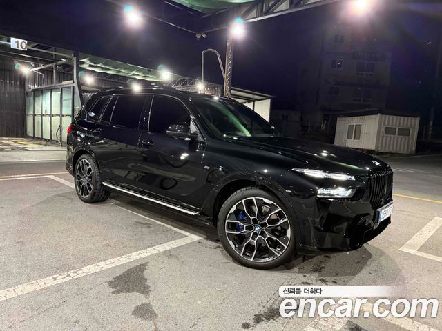 BMW X7 xDrive 40d M Sport 6STR — пробег 5 600 км — фото 1 из 5