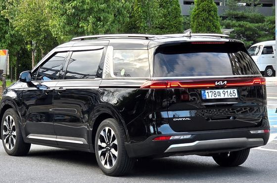 Kia Carnival Diesel 9-Seater Noblesse — пробег 121 980 км — фото 4 из 5