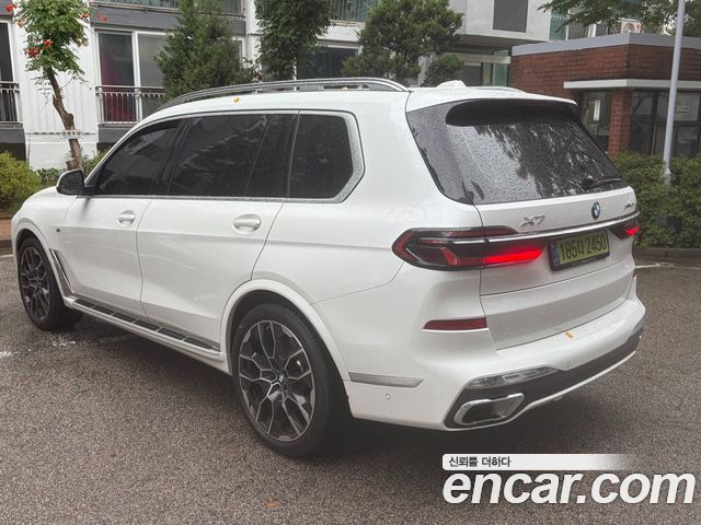 BMW X7 xDrive 40d M Sport 6STR — пробег 26 500 км — фото 3 из 5