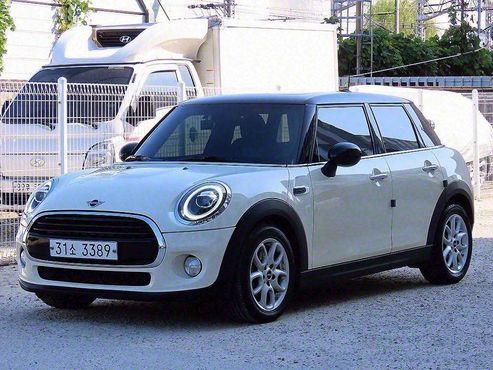 Mini Cooper 5Door HIGH 3rd — пробег 53 884 км — фото 1 из 5
