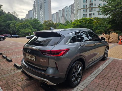 Infiniti QX50 2.0 Sensory AWD — пробег 53 000 км — фото 4 из 5