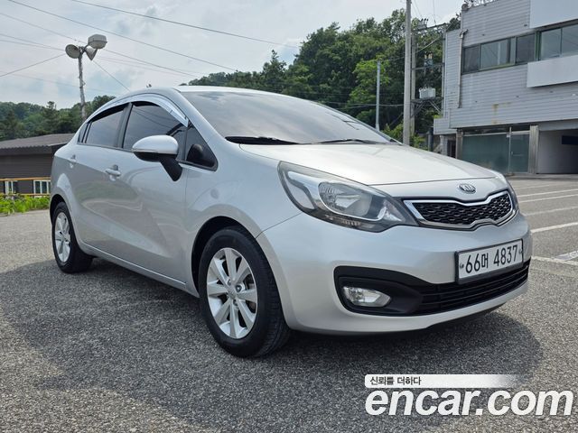 Kia pride 1.6 GDI Sedan Prestige — пробег 108 768 км — фото 3 из 5