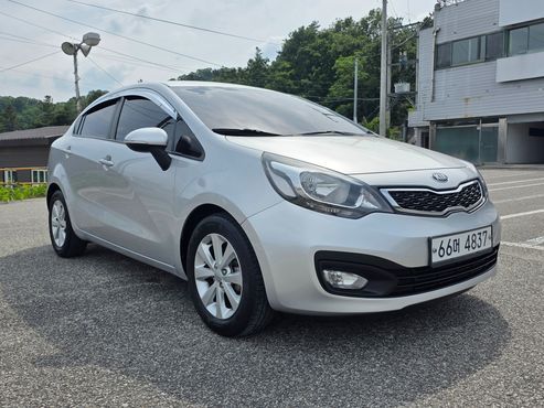 Kia pride 1.6 GDI Sedan Prestige — пробег 108 768 км — фото 3 из 5