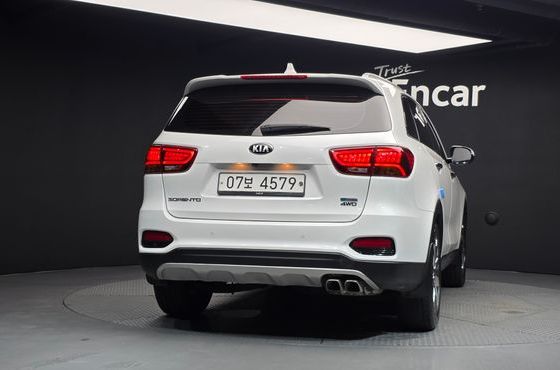 Kia Sorento Diesel 2.2 4WD Noblesse Special — пробег 121 526 км — фото 4 из 5