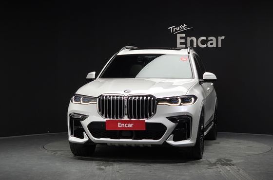 BMW X7 xDrive 40d M Sport 6STR — пробег 111 530 км — фото 3 из 5