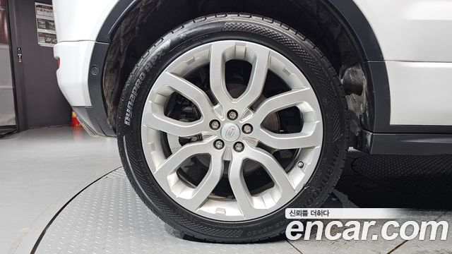 Land Rover Range Rover Evoque 2.0 TD4 HSE Dynamic — пробег 95 449 км — фото 5 из 5