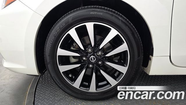 Nissan Altima из Кореи Encar
