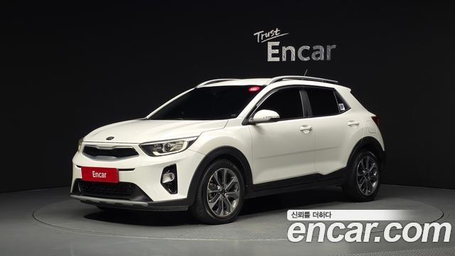 Kia Stonic из Кореи Encar