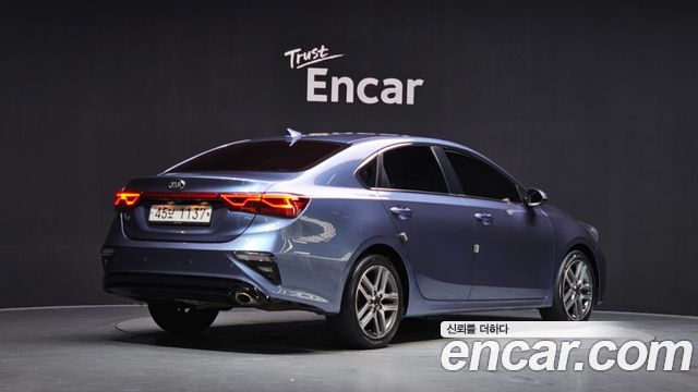 Kia K3 из Кореи Encar
