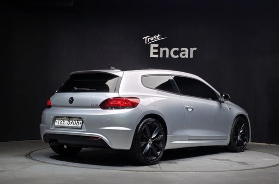Volkswagen Scirocco 2.0 TDI R-Line — пробег 145 247 км — фото 2 из 5
