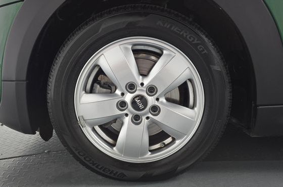 Mini Cooper Standard Third Generation — пробег 32 110 км — фото 5 из 5