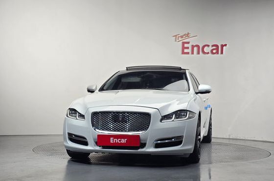 Jaguar XJ 3.0D Premium Luxury LWB X351 — пробег 116 546 км — фото 3 из 5