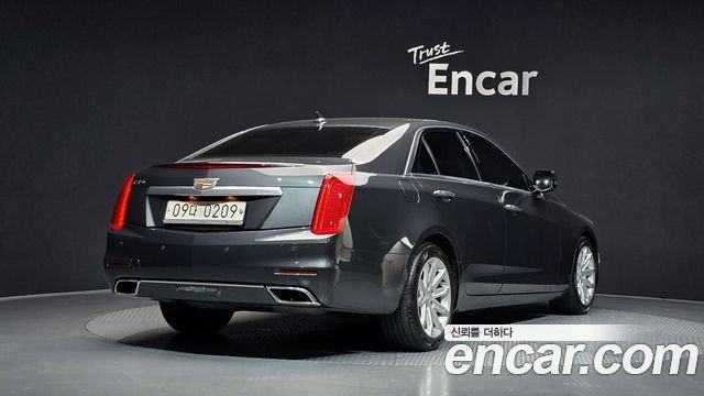 Cadillac CTS 2.0 Luxury — пробег 92 075 км — фото 2 из 5