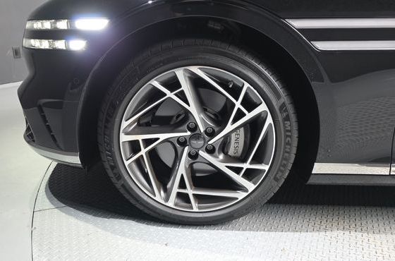 Genesis G90 Gasoline 3.5 Turbo AWD — пробег 4 600 км — фото 5 из 5