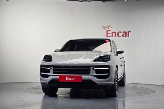 Porsche Cayenne 3.0 E-Hybrid Coupe — пробег 12 165 км — фото 3 из 5