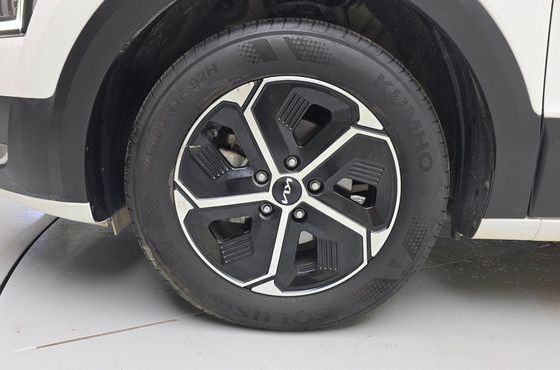 Kia Niro Prestige — пробег 40 129 км — фото 5 из 5