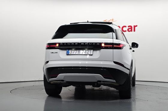 Land Rover Range Rover Velar 2.0 P250 Dynamic SE — пробег 4 201 км — фото 4 из 5