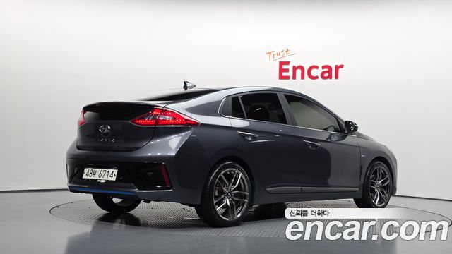 Hyundai Ioniq из Кореи Encar