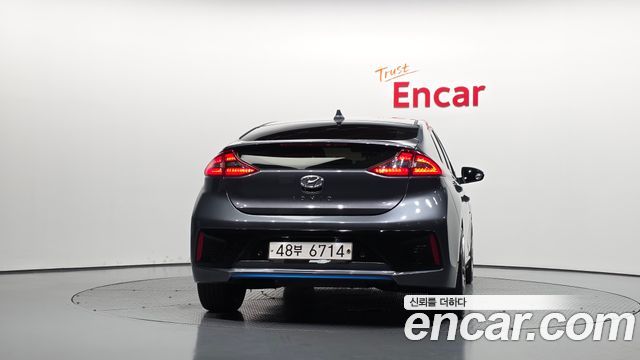 Hyundai Ioniq из Кореи Encar
