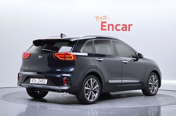 Kia Niro 1.6 HEV Noblesse Special — пробег 93 766 км — фото 2 из 5
